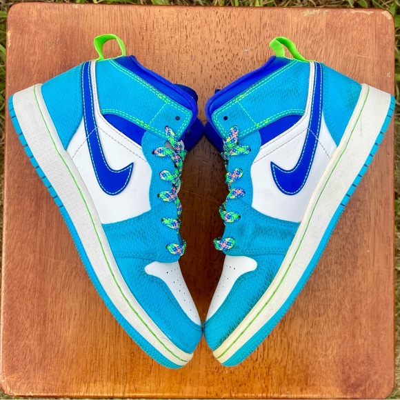 Jordan Retro 1 ‘Sprite’ (4.5Y) - Picture 5 of 7